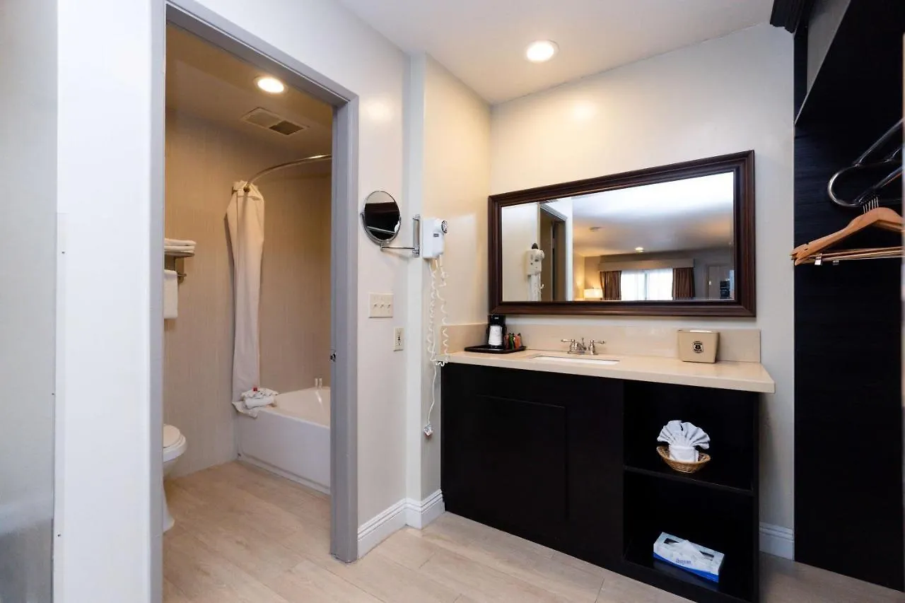 Hotel Super 8 By Wyndham Anaheim/Disneyland Drive