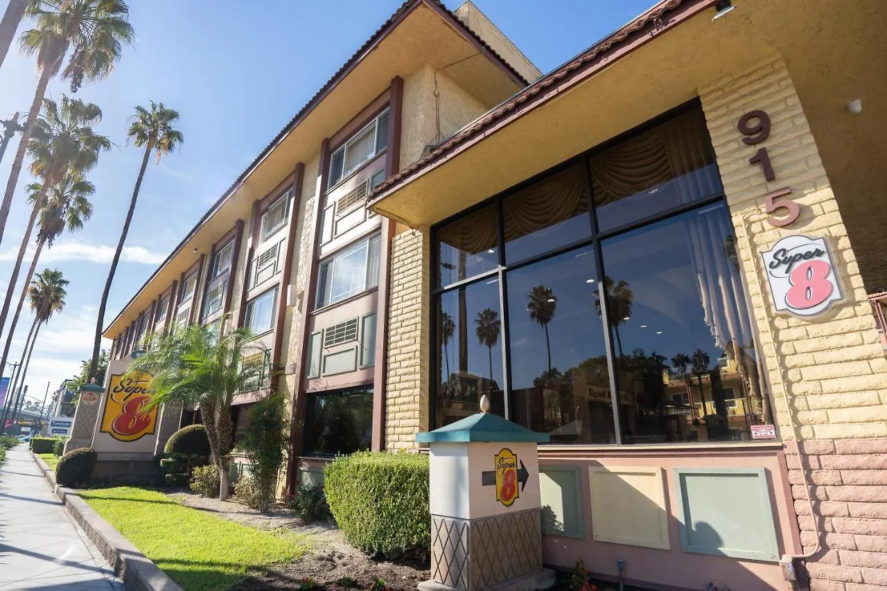 Super 8 By Wyndham Anaheim/Disneyland Drive Hotel Anaheim