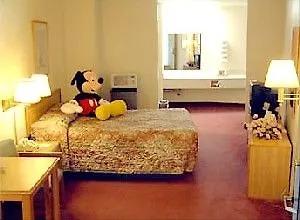 Hotel Super 8 By Wyndham Anaheim/Disneyland Drive